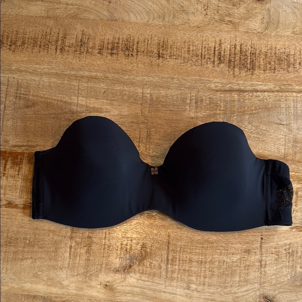 Elegant and Comfortable Black Strapless Bra | Size 36C